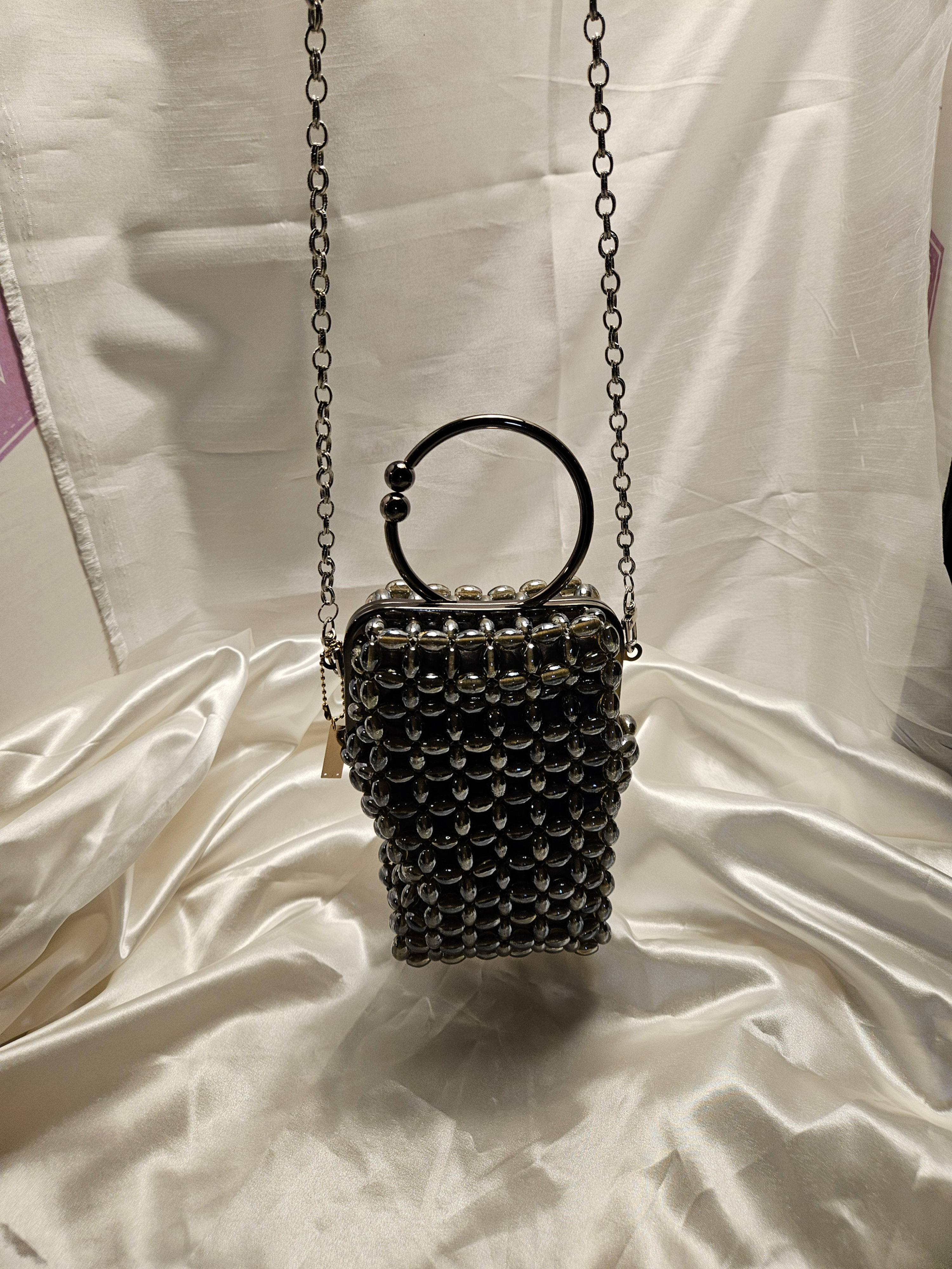 Bourse à fermoir en métal