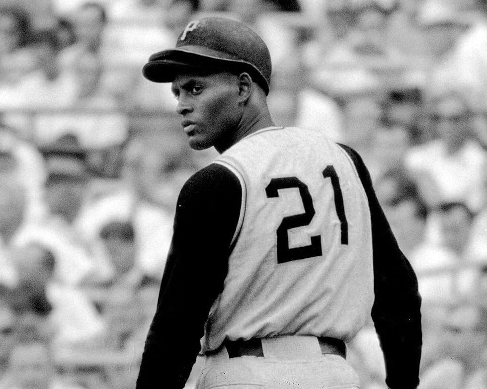 Clemente Roberto 4374_edited.jpg