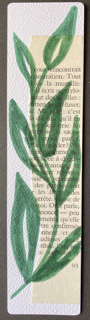Branche sur livre_edited.jpg