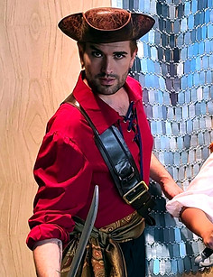 Pirate.jpg