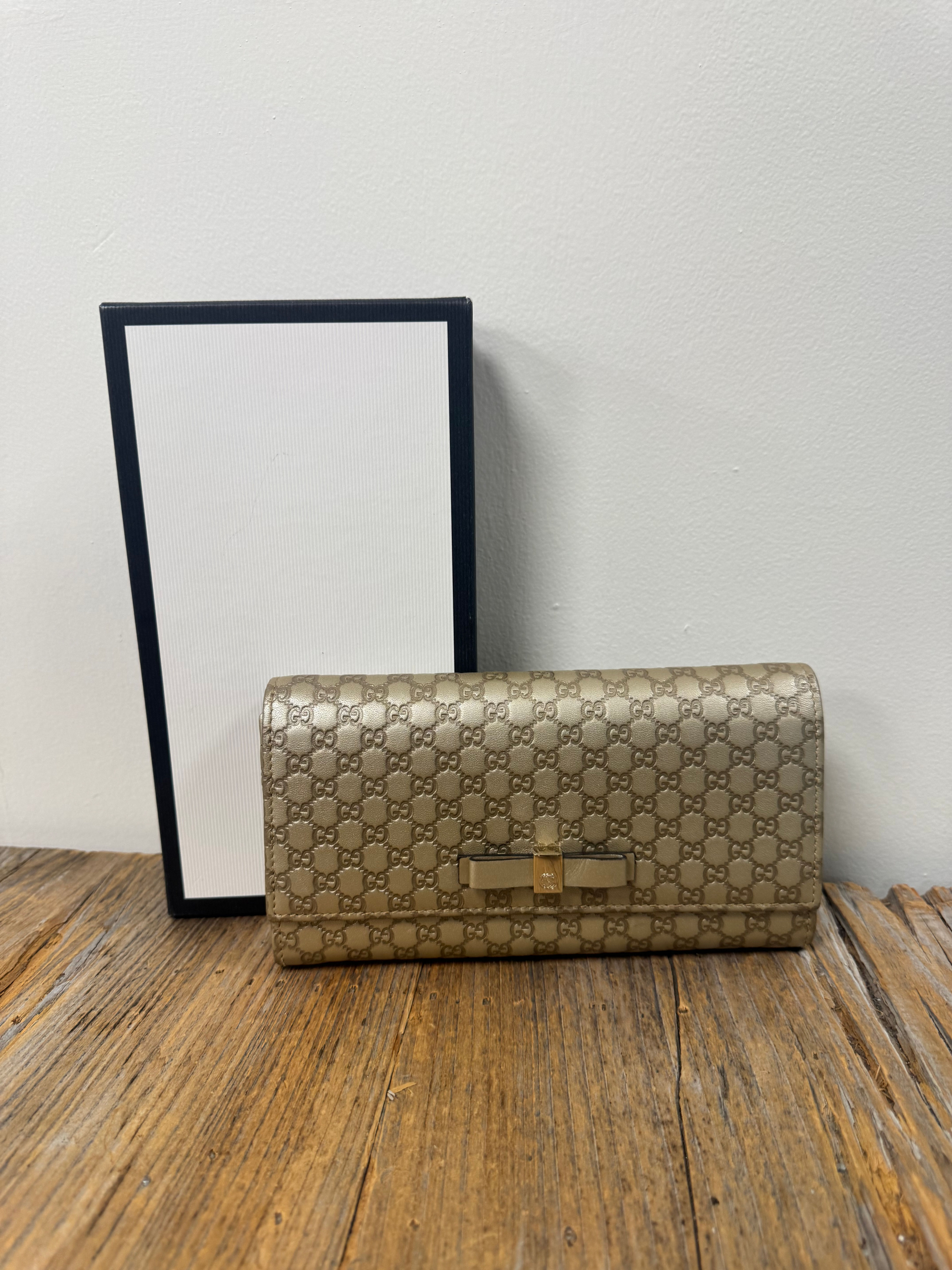 Gucci Metallic Gold Wallet