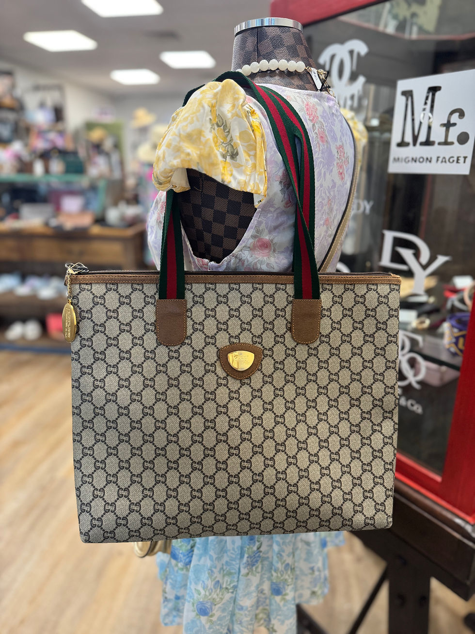 Thumbnail: Gucci Vintage Sherry Line Plus Tote