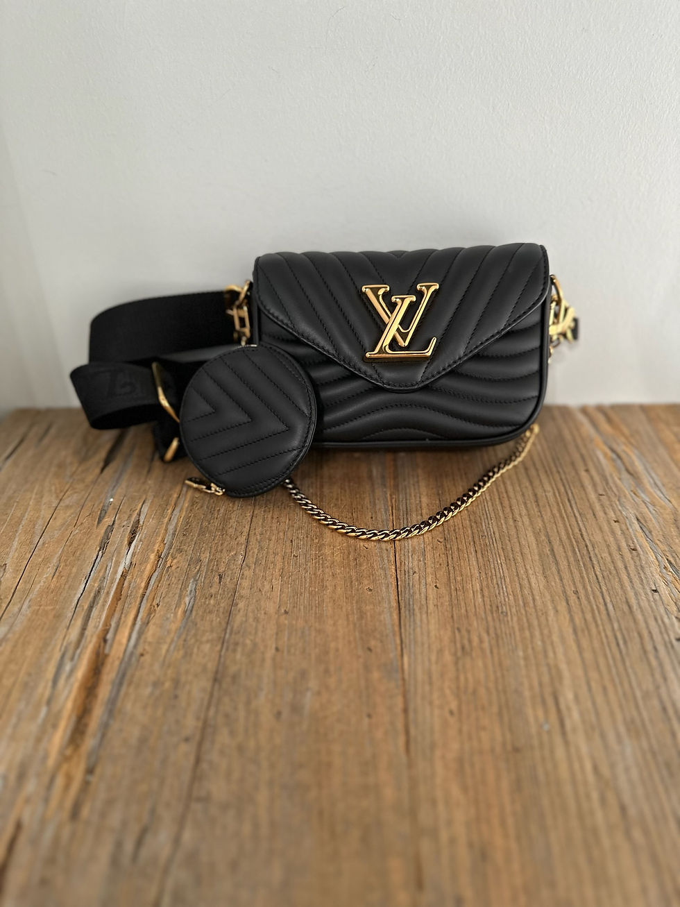 LV New Wave Multi Pochette in Black