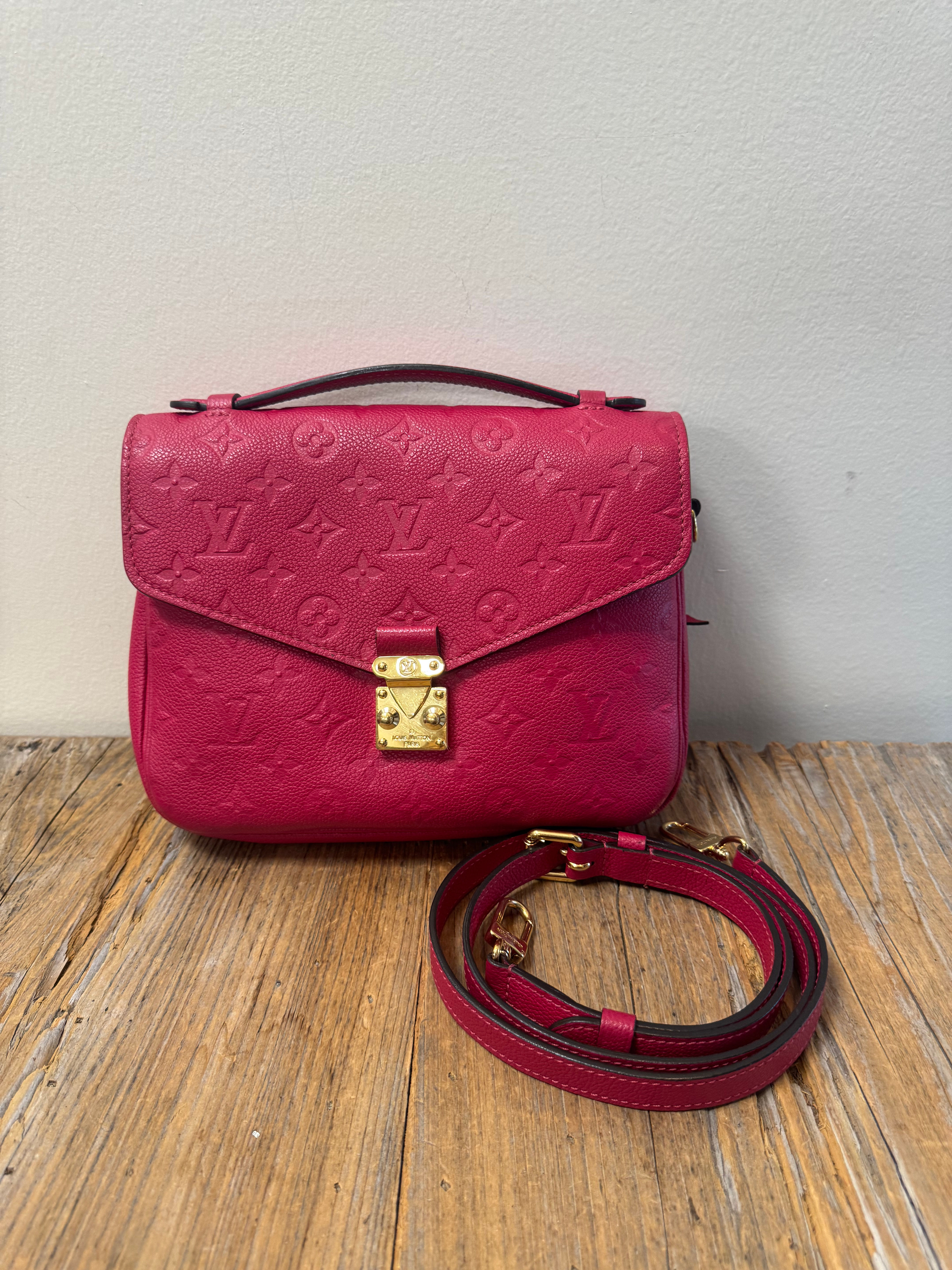LV Empriente Pochette Metis