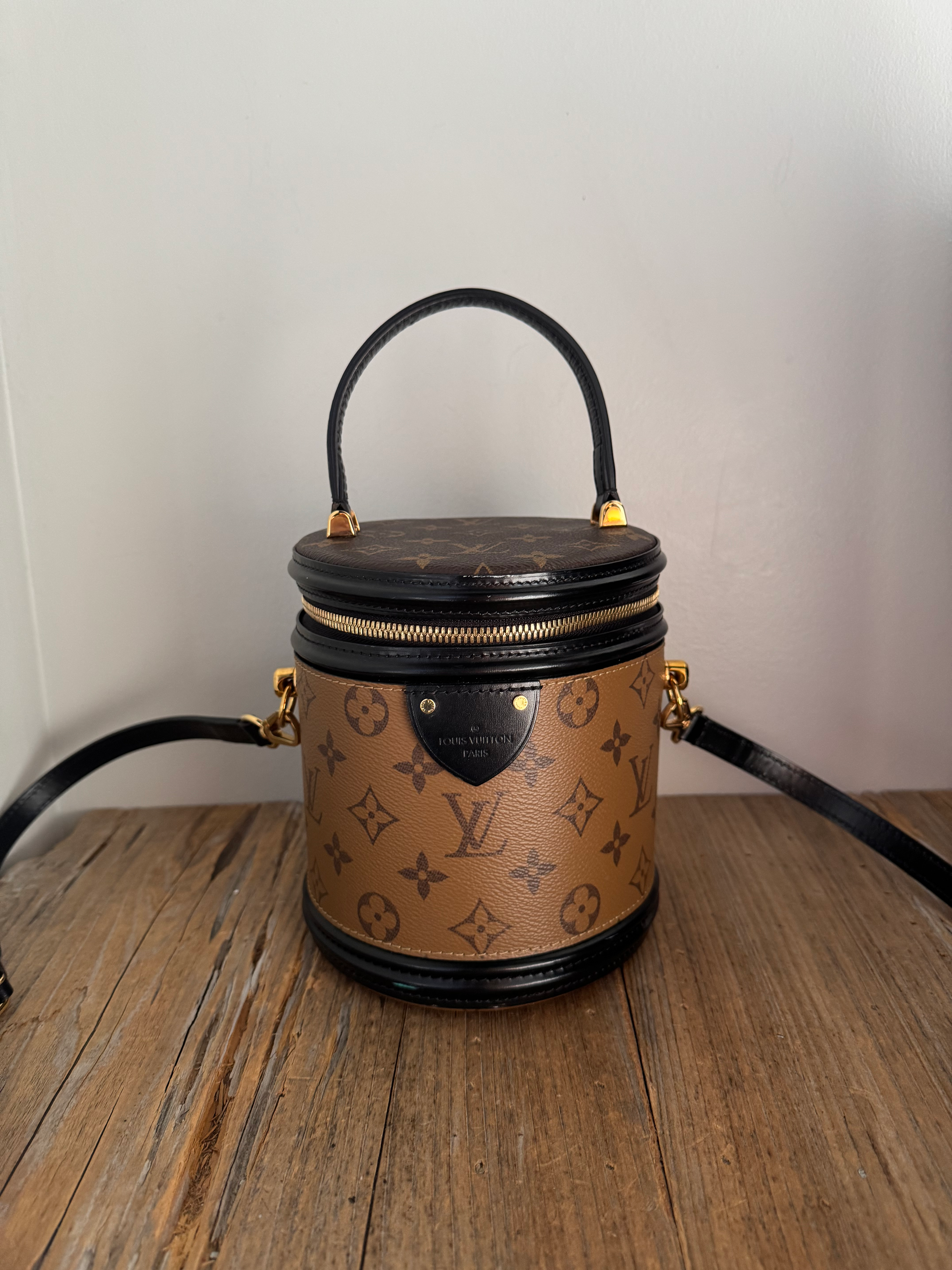 LV Reverse Monogram Cannes