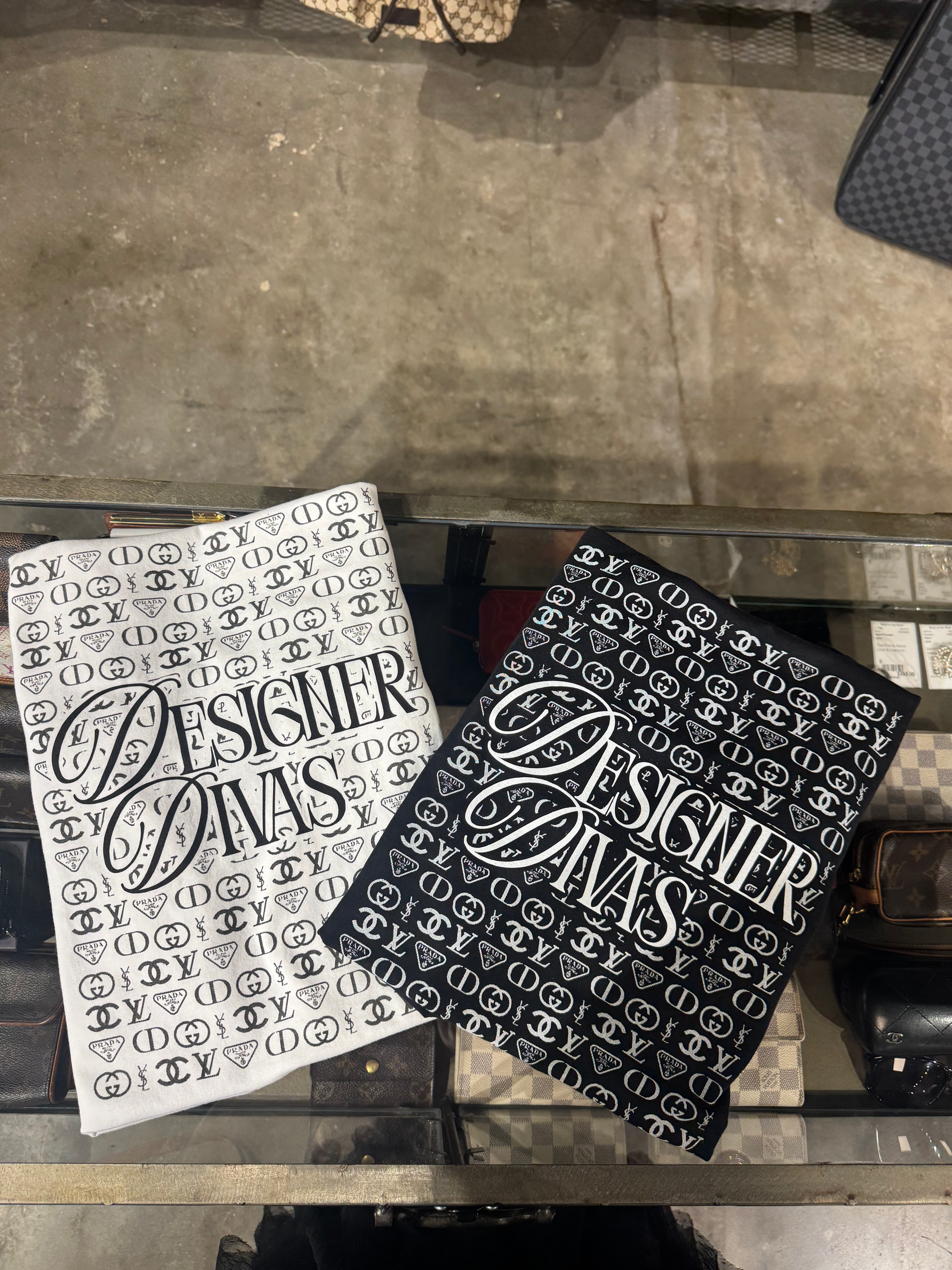 Designer Diva T-shirt in Black