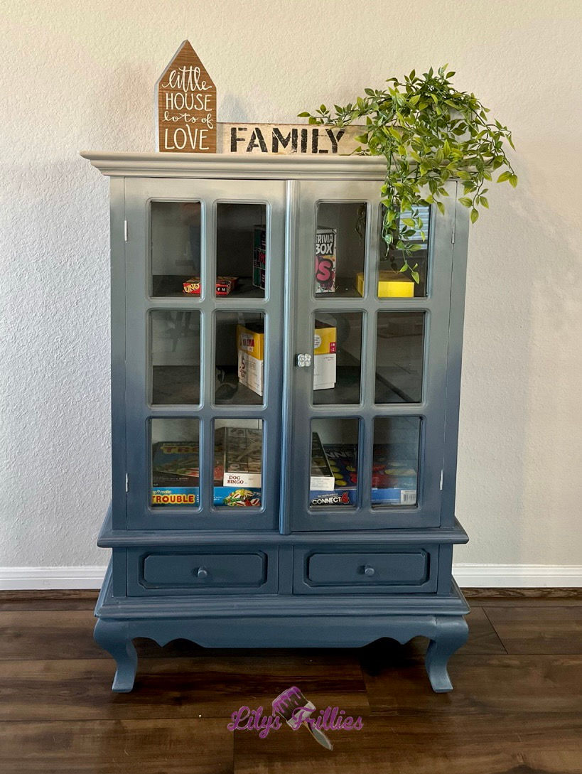 Thumbnail: Vintage Linen Display Cabinet