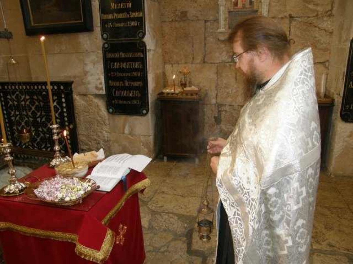 Панихида по случаю 90-летия создания Общества Галлиполийцев