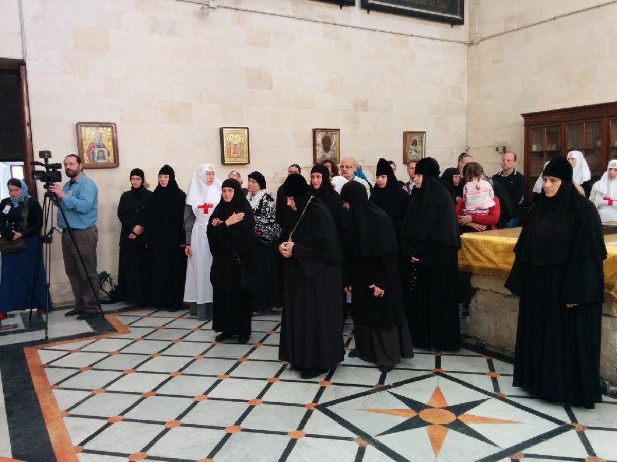 Храмовой праздник на Александровском подворье