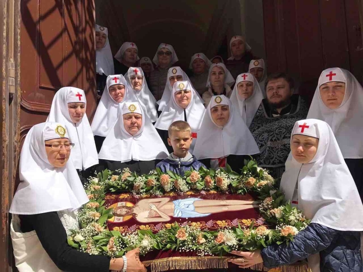 Крестный ход и Несение Креста по Страстному Пути