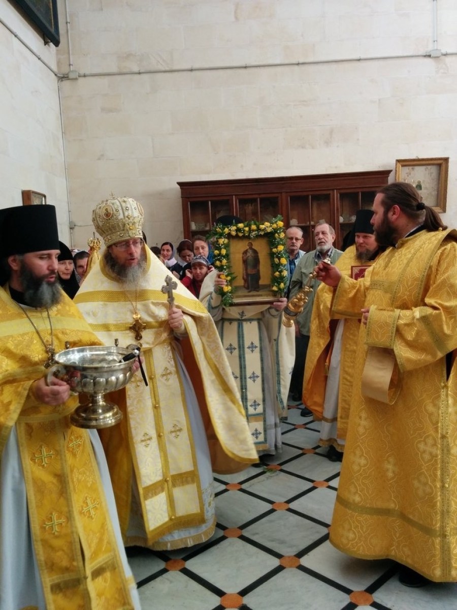 Храмовой праздник на Александровском подворье