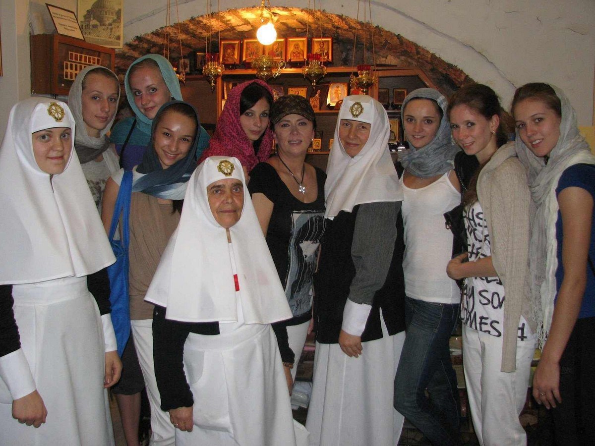 И. И. Дерюгина на Александровском подворье
