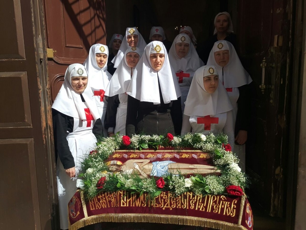 Страстная пятница на Александровском подворье