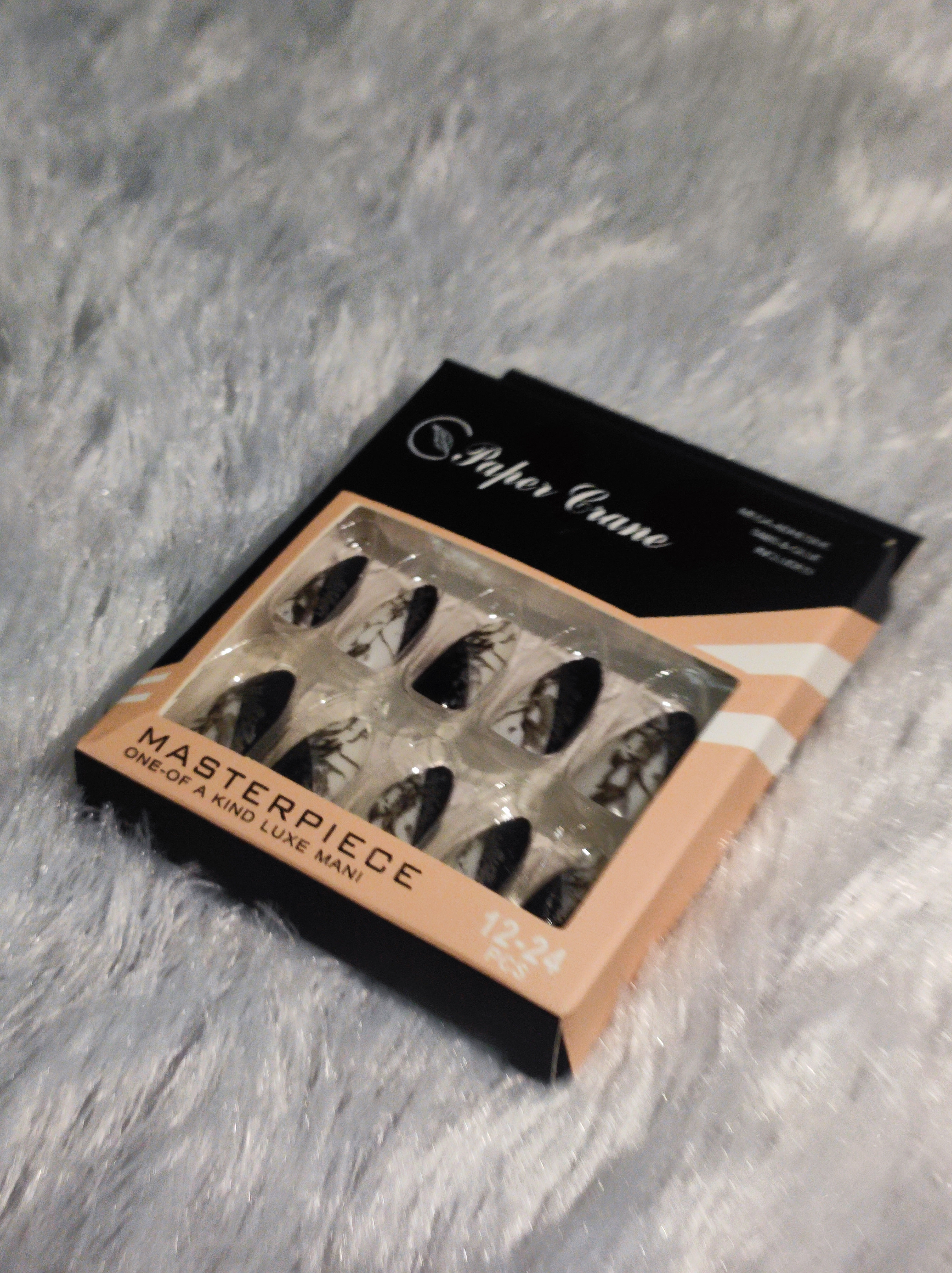 PRESS ON NAILS