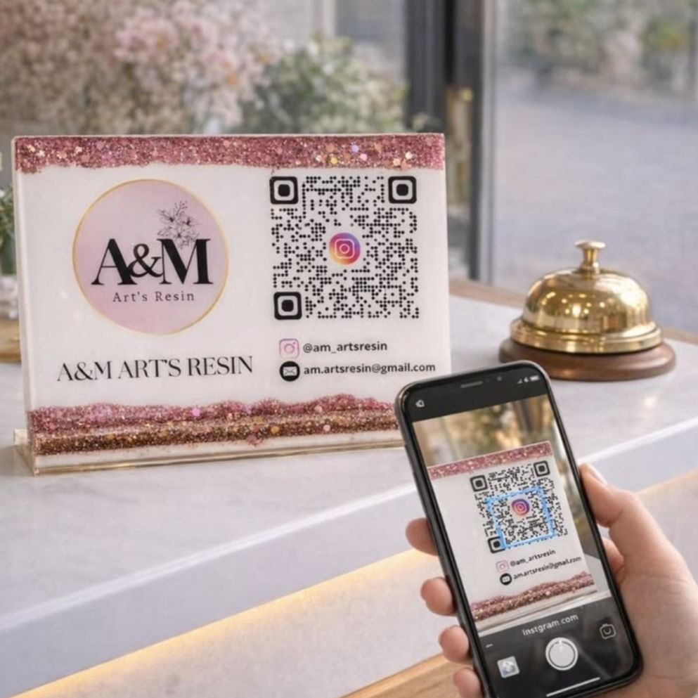 RESIN QR STAND