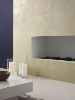 Combine Levis Ambiance Mur Texture covered with Levis Ambiance Mur Metallic Gold