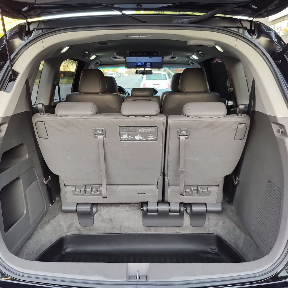 縮圖：2012 Honda Odyssey Touring 8 Passengers