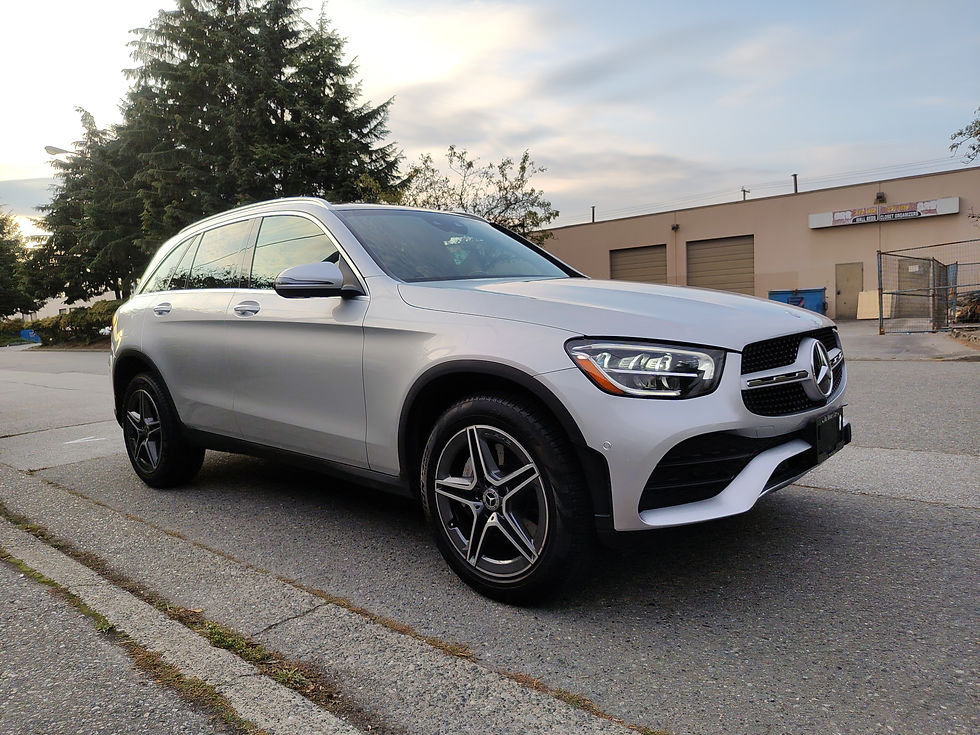 縮圖：2020 Mercedes Benz GLC300 4MATIC