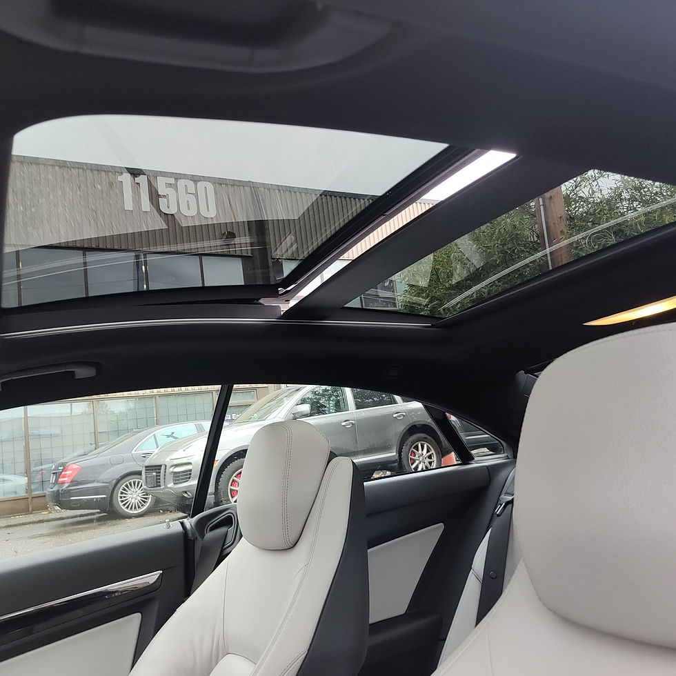 縮圖：2011 Mercedes Benz E350 Coupe RWD