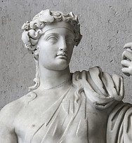 Escultura de pedra antiga