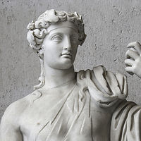 Sculpture en pierre ancienne
