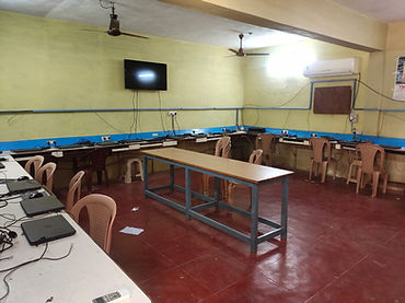 computer lab 2.jpeg