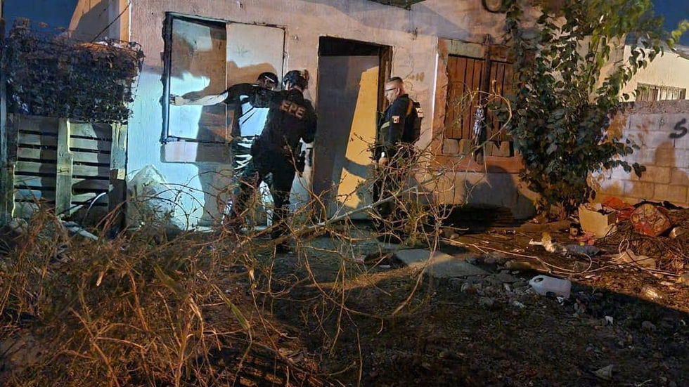 Revientan varios picaderos Municipales en Punta Oriente; hay varios detenidos