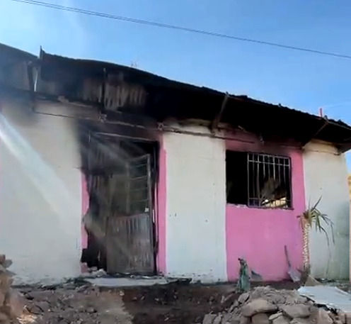 Casa incendiada en Chihuahua