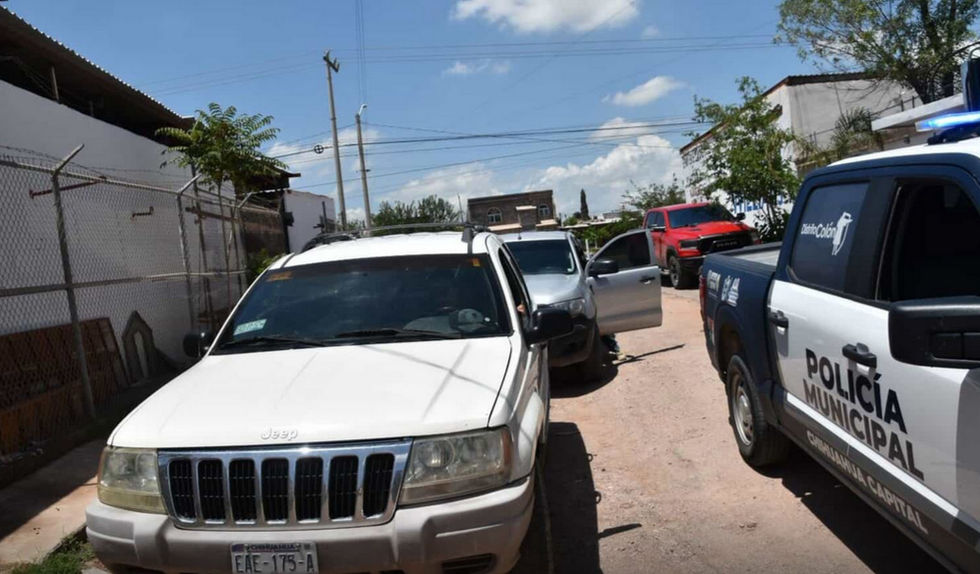 Municipales capturan a dos presuntos roba coches al norte de Chihuahua