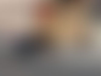 Hombre semidesnudo se aventaba a los autos que pasaban en la Nueva España