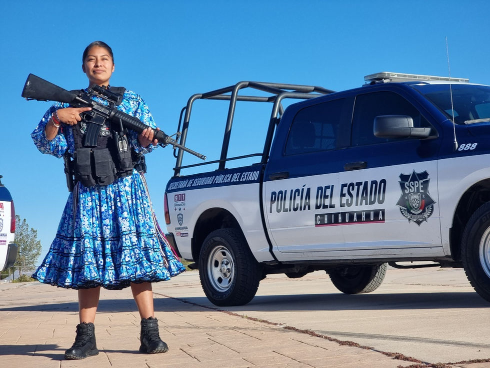 Mujer ralámuli cumple su sueño de ser Policía Estatal