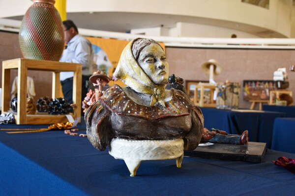 Premian a los mejores artesanos de Chihuahua