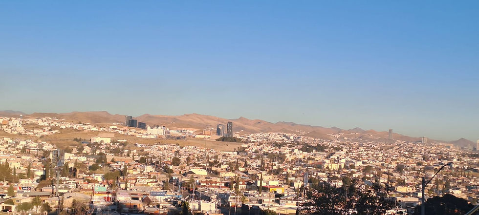 Nubes y claros la mayor parte del día y vientos de 51 Km/h