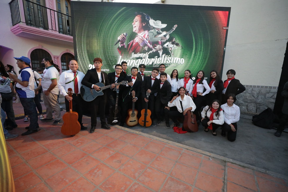 Invitan hoy a 'callejoneadas' con rondallas en el Festival Juárez Juangabrielisimo 2024