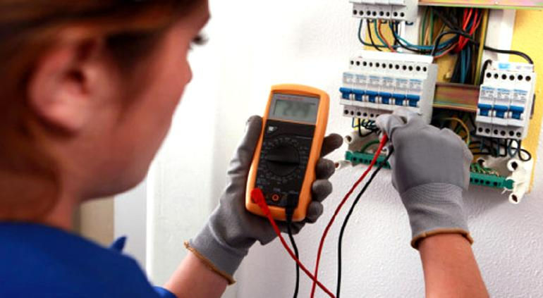Últimos lugares para Curso de Electricidad Básica para mujeres en Chihuahua; infórmate aquí 