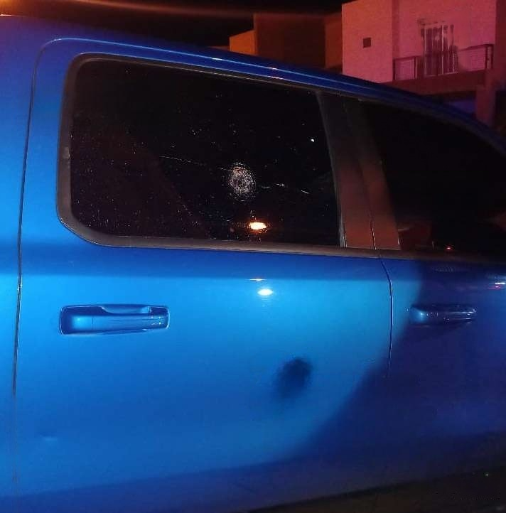 Exnovio tóxico dispara contra pretendiente de su exnovia en Residencial Cantera V