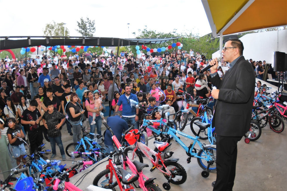 Fiscal de Chihuahua en celebración del día del niño
