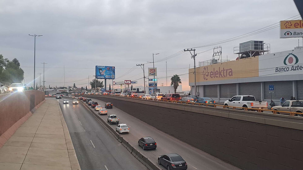 Tráfico en el Periférico de la Juventud, Chihuahua