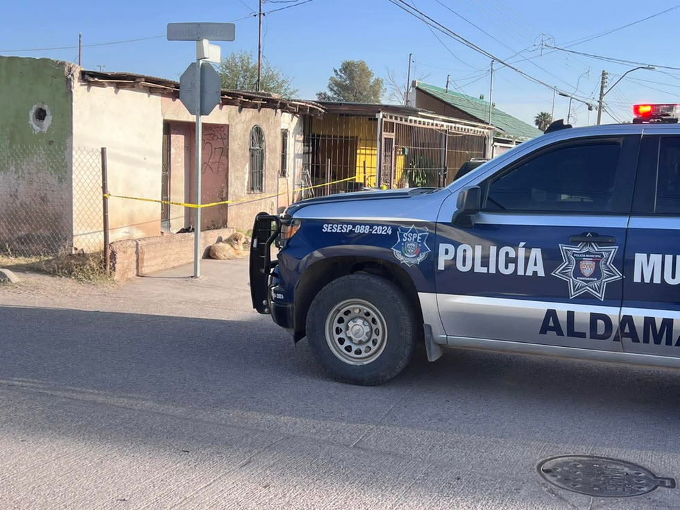 ¡Última hora! Encuentran cadáver con una cartulina clavada en el pecho en Ciudad Aldama