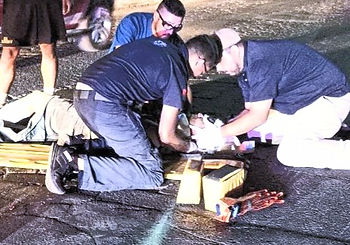 Mujer a bordo de una motocicleta atropella a una persona en el Lombardo Toledano