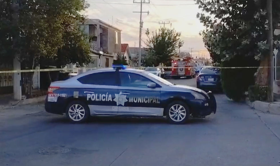 Conductor choca contra medidor de gas natural y provoca peligrosa fuga en Barrio del Norte