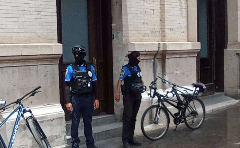 Cae trabajador de tercer piso cuando remodelaba edificio del Centro Histórico