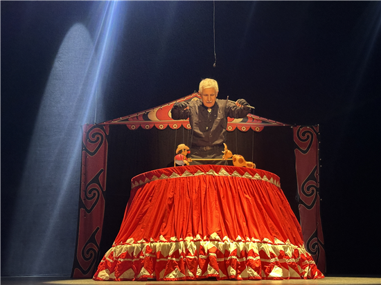 Hasta el 14 de septiembre se exibirán obras en el Teatro de la Ciudad, con entrada libre
