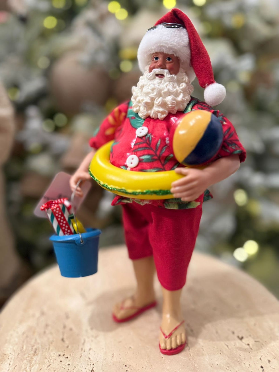 Miniatura: PAPAI NOEL COLECIONAVEL COM BOIA  (VERMELHO)  - 1UN