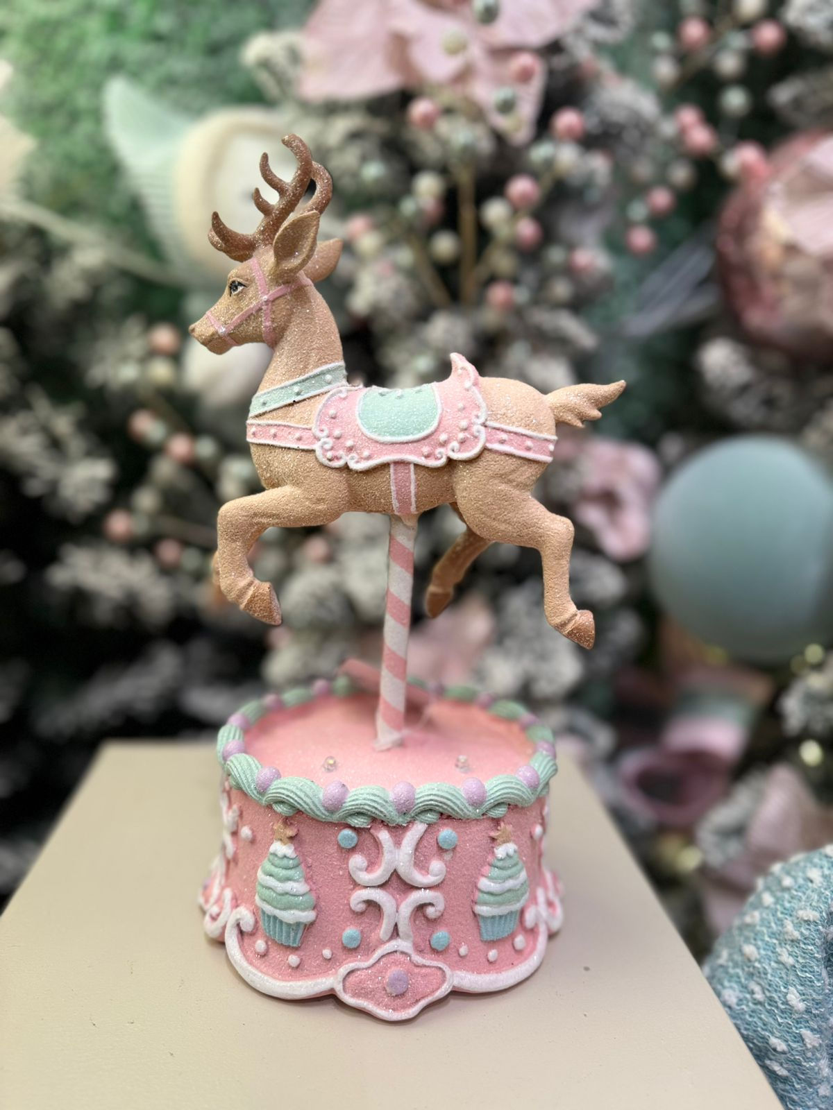 RENA C/LED RESINA (ROSA/BEGE/VERDE)  30 cm 2AA - 1 UN