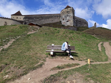 להאמין בעצמנו, שווה או לא?