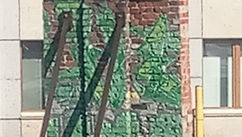 על חומות, החלטות גורליות, חלומות ולך ולנסה אחד