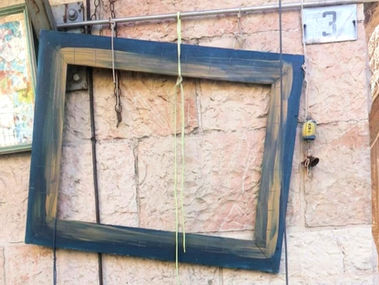 על מסגרות, נקודת מבט באמצע החיים ומה שבניהן