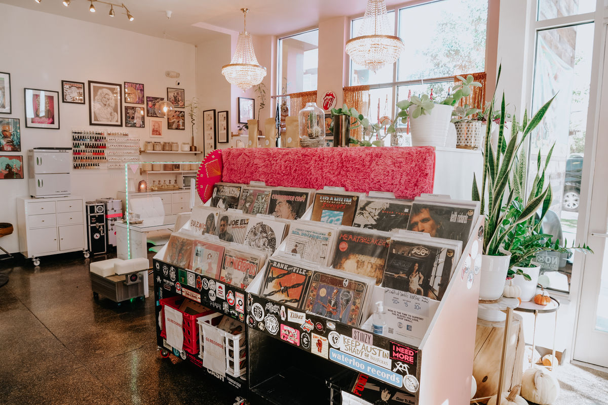 VINYL Beauty Bar