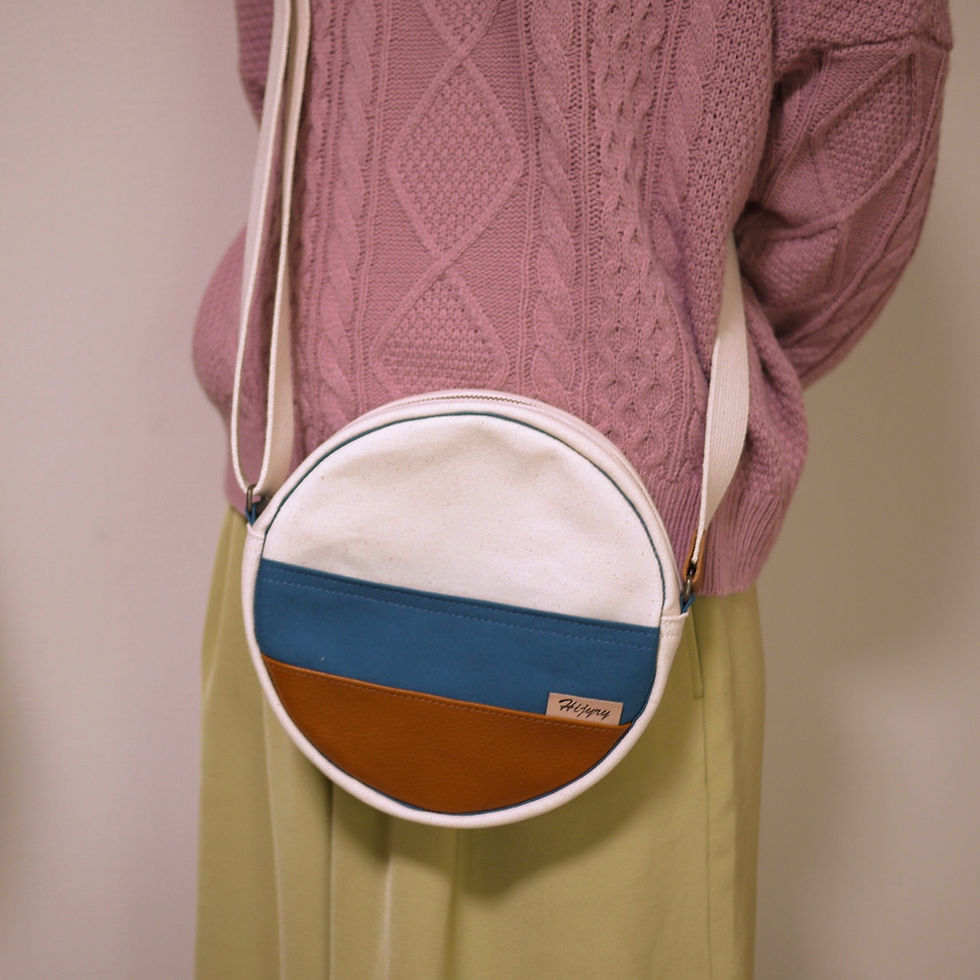 サムネイル： ラウンドショルダー（生成り）